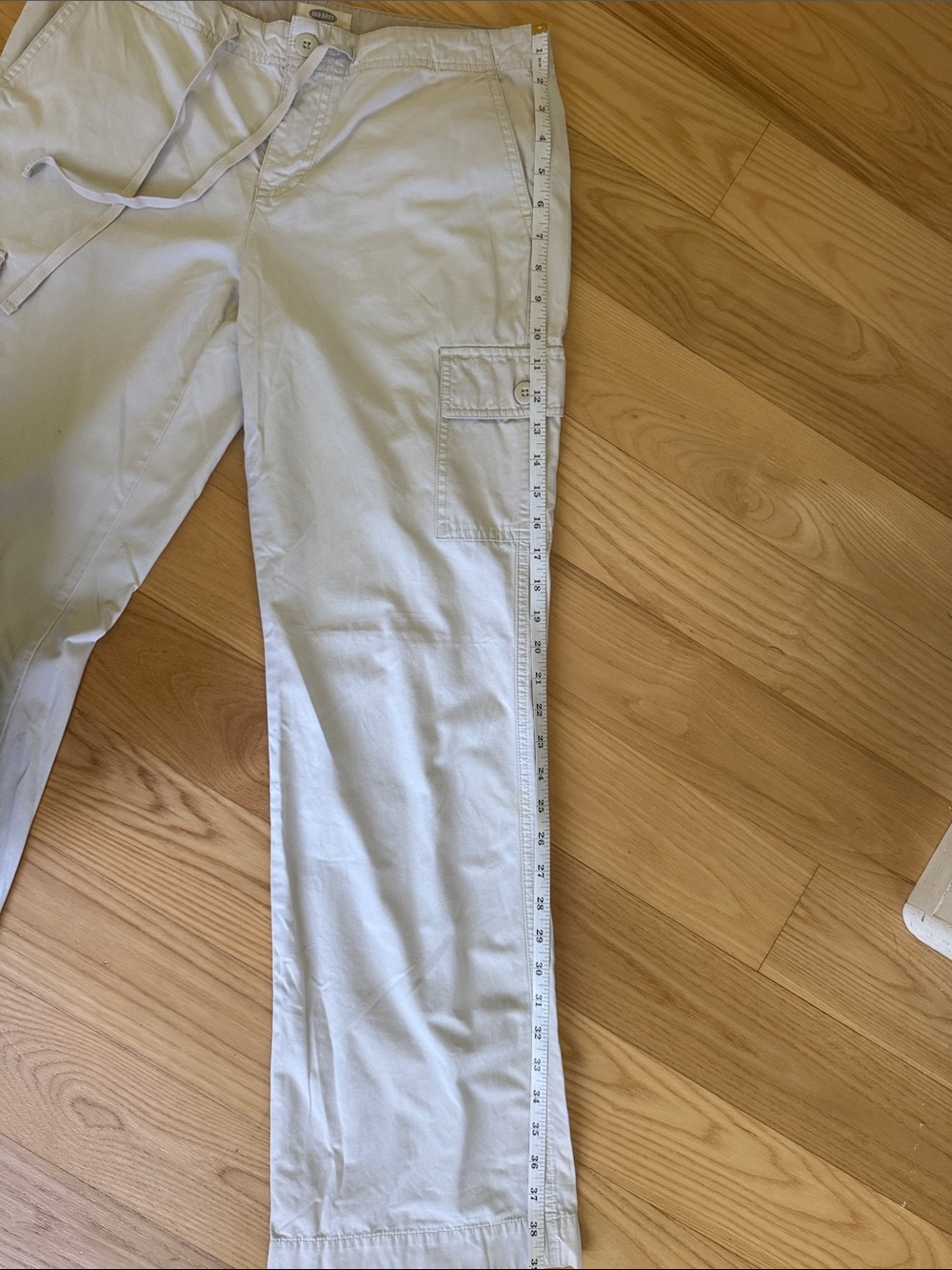 Old Navy Size 4 Khaki Cargo Flare Pants 100% Cotton Wide Leg Y2K Utility - Picture 10 of 14